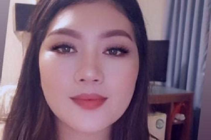 Hannah, 22, a auburn amber-eyed asian companion based in Ricigliano. Offering OWO, Overnight. Available for incall and outcall, overnight bookings available.