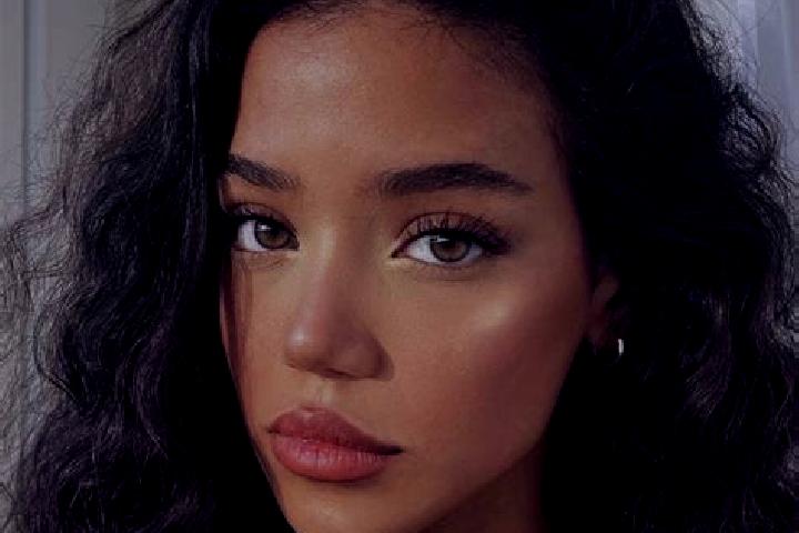 Hannah, 22, a black brown-eyed mixed companion based in Galiwinku. Offering GFE, Tantra, Travel Companion. Available for incall and outcall, day and evening ...