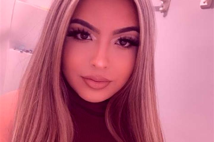 Hannah, 22, a blonde brown-eyed latina companion based in Hnizdychiv. Offering BDSM, GFE, Massage, Deep French Kissing. Available for incall and outcall, ove...