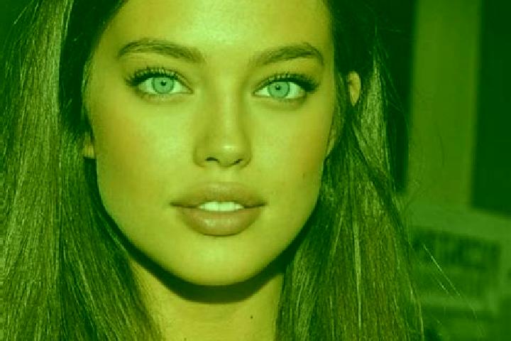Hannah, 22, a chestnut green-eyed caucasian companion based in Settimo Rottaro. Offering Dinner Date, Tantra, BDSM, Travel Companion, GFE. Available for inca...
