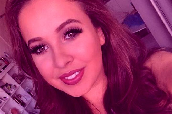 Hannah, 22, a chestnut grey-eyed caribbean companion based in Baba. Offering Girlfriend Experience, Domination, Tantra, GFE, BDSM. Available for incall and o...