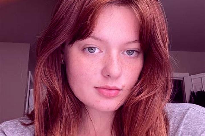 Hannah, 22, a red brown-eyed european companion based in Sioux Falls. Offering Couples, BDSM, Massage, Overnight, Tantra. Available for incall and outcall, d...
