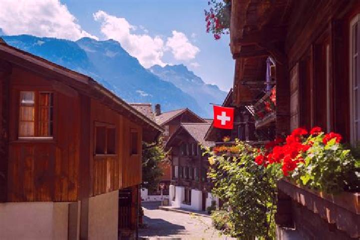 Hannah, 22 — Escort in Alpthal, Switzerland