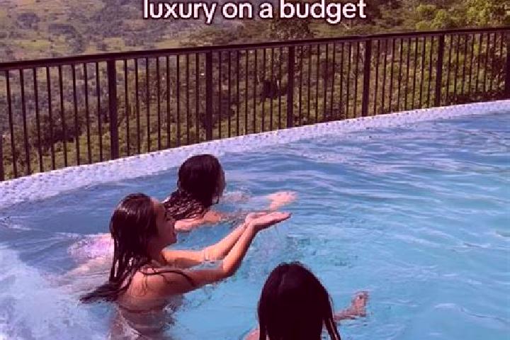Hannah, 22 — Escort in Busay, Philippines