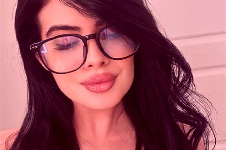 Hannah, 22 — Escort in La Canada, Argentina