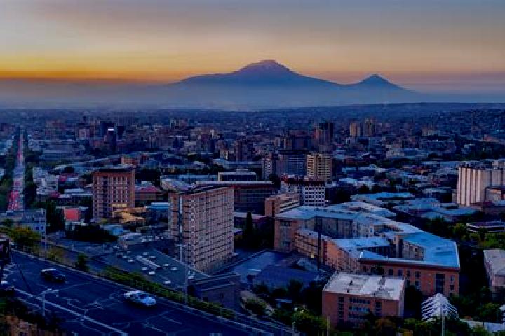 Hannah, 22 — Escort in Pshatavan, Armenia