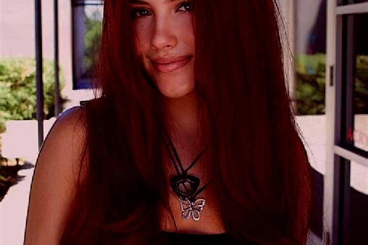 Hannah, 23, a auburn dark-eyed mediterranean companion based in Aliaga. Offering CIM, Fetish, 69, Dinner Date. Available for incall and outcall, overnight bo...