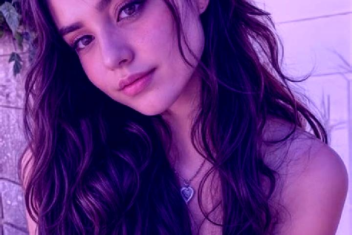 Hannah, 23, a auburn grey-eyed middle eastern companion based in Kiuteta. Offering BDSM, Duos. Available for incall and outcall, overnight bookings available.
