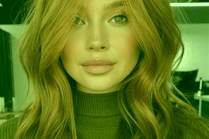 Hannah, 23, a auburn hazel-eyed slavic companion based in Borgoricco-San Michele delle Badesse-Sant Eufemia. Offering Striptease, Dinner Date, OWO, Dominatio...