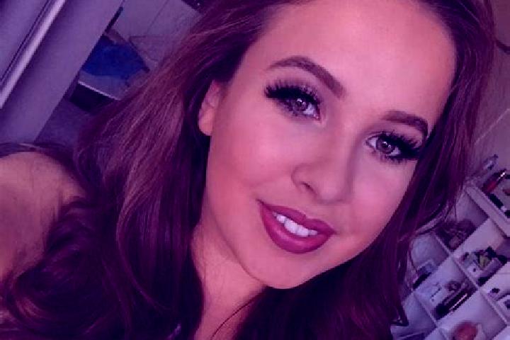 Hannah, 23, a black brown-eyed mixed companion based in Desa Benteng. Offering GFE, A-Level, Party Girl, Girlfriend Experience. Available for incall and outc...
