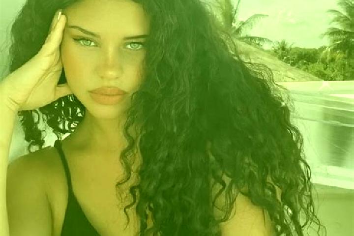 Hannah, 23, a black grey-eyed latina companion based in Tar Taik. Offering Travel Companion, 69, Fetish, GFE, Couples. Available for incall and outcall, day ...