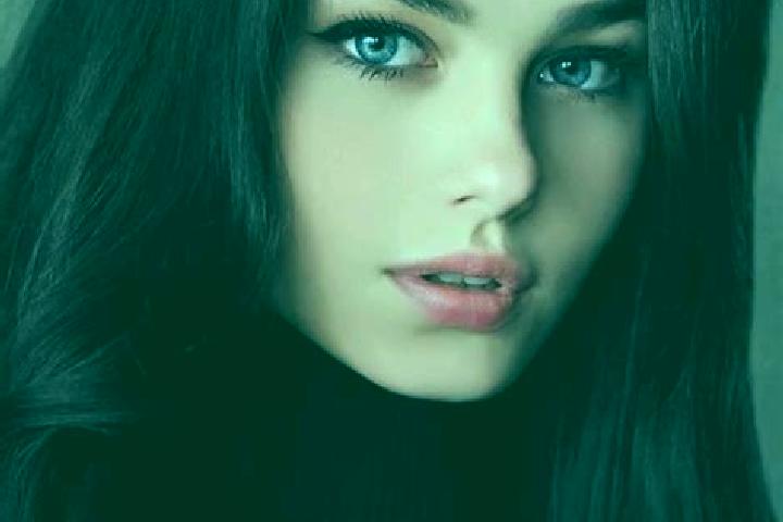 Hannah, 23, a blonde dark-eyed slavic companion based in Banjar Triwangsakelusa. Offering Deep French Kissing, Dinner Date, Massage, Couples. Available for i...