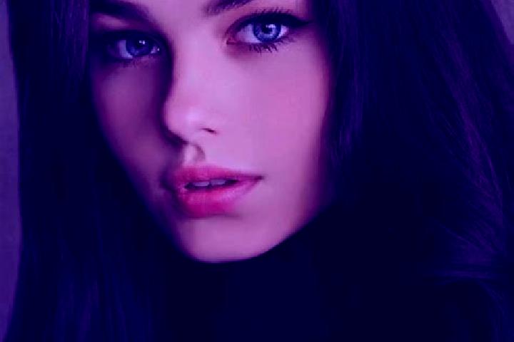 Hannah, 23, a brunette dark-eyed slavic companion based in Tardienta. Offering Roleplay, Fetish, Dinner Date. Available for incall and outcall, day and eveni...