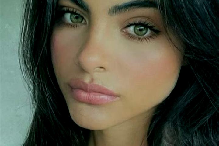 Hannah, 23, a brunette green-eyed mixed companion based in Dudelange. Offering Fetish, 69, Tantra. Available for incall and outcall, overnight bookings avail...