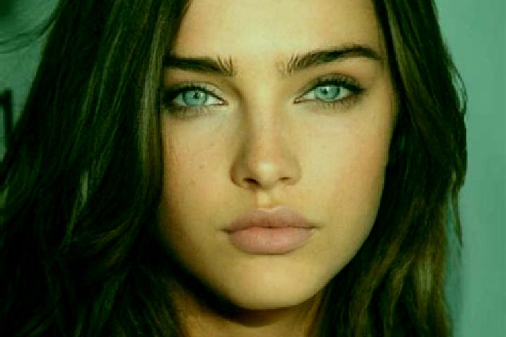 Hannah, 23, a brunette grey-eyed latina companion based in Oneaga. Offering Deep French Kissing, Dinner Date, Party Girl, A-Level, Tantra. Available for inca...