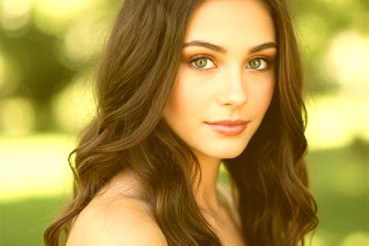 Hannah, 23, a dark blonde hazel-eyed indian companion based in Cevo. Offering OWO, Roleplay, A-Level, Overnight. Available for incall and outcall, overnight ...