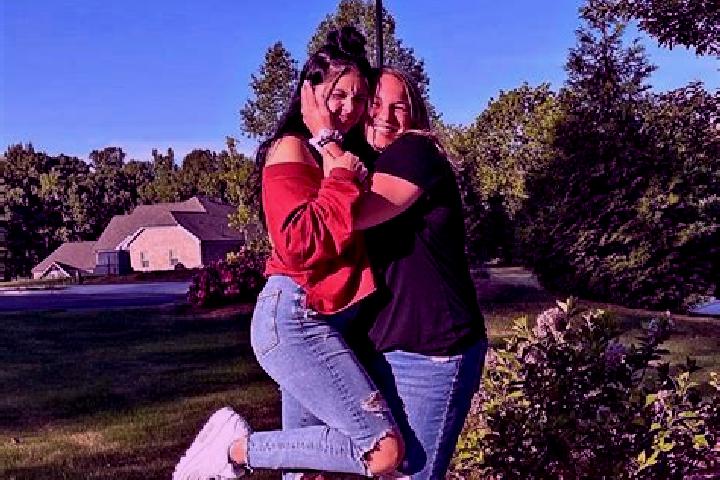 Hannah, 23 — Escort in Delafield, United States