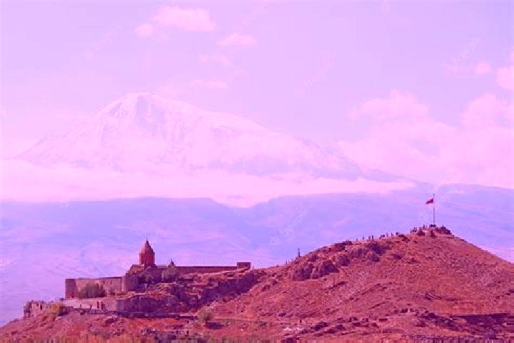 Hannah, 23 — Escort in Kanakeravan, Armenia