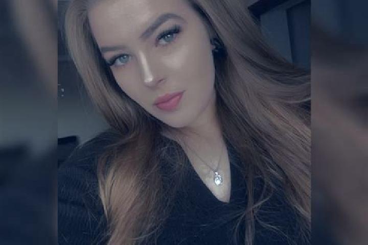 Hannah, 23 — Escort in Sicienko, Poland