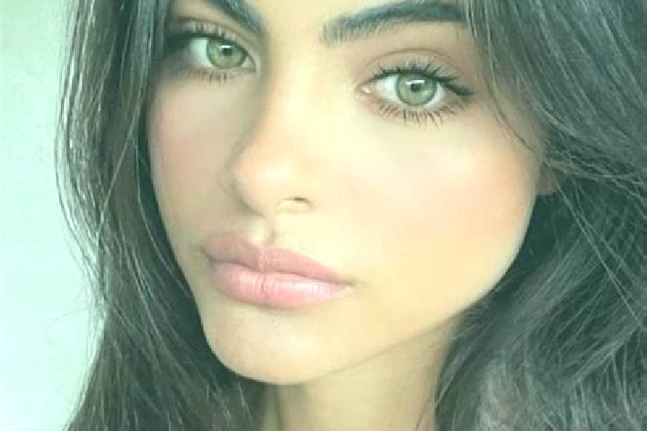 Hannah, 24, a brunette green-eyed latina companion based in Banmian. Offering CIM, Duos, Couples, A-Level, Massage. Available for incall and outcall, overnig...
