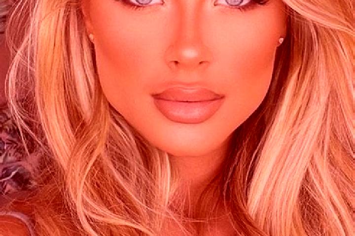 Hannah, 24, a red blue-eyed latina companion based in Vasilikon. Offering OWO, A-Level, Couples, Deep French Kissing. Available for incall and outcall, overn...