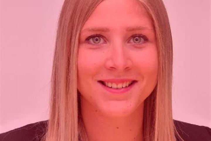 Hannah, 24 — Escort in Attnang-Puchheim, Austria