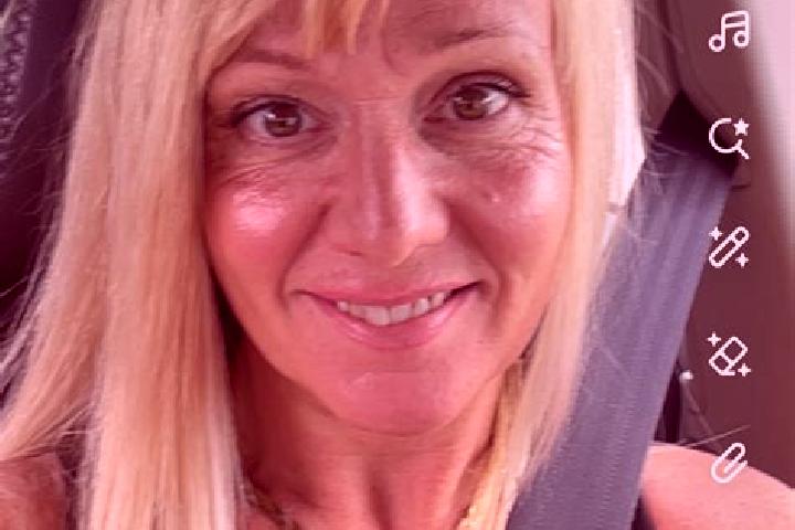 Hannah, 24 — Escort in Corry, United States