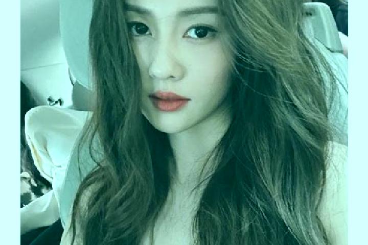 Hannah, 24 — Escort in Dajiang, China