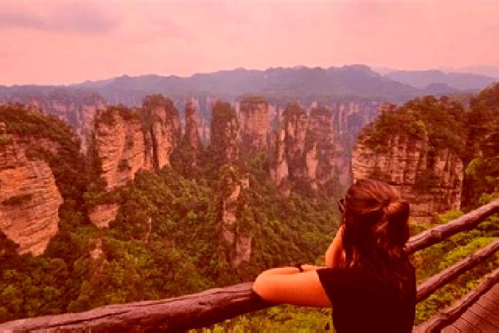 Hannah, 24 — Escort in Huangshi, China