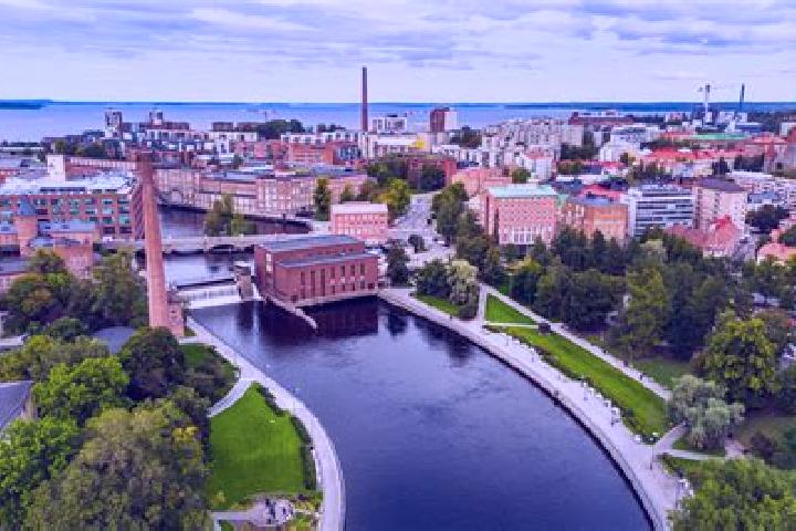 Hannah, 24 — Escort in I kaupunginosa, Finland