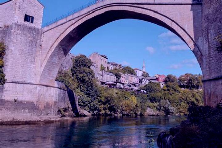 Hannah, 24 — Escort in Patkovaca, Bosnia and Herzegovina