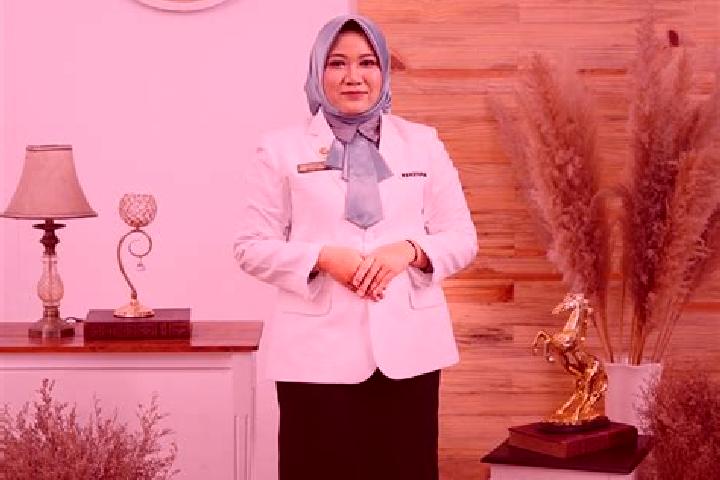 Hannah, 24 — Escort in Perintis, Indonesia