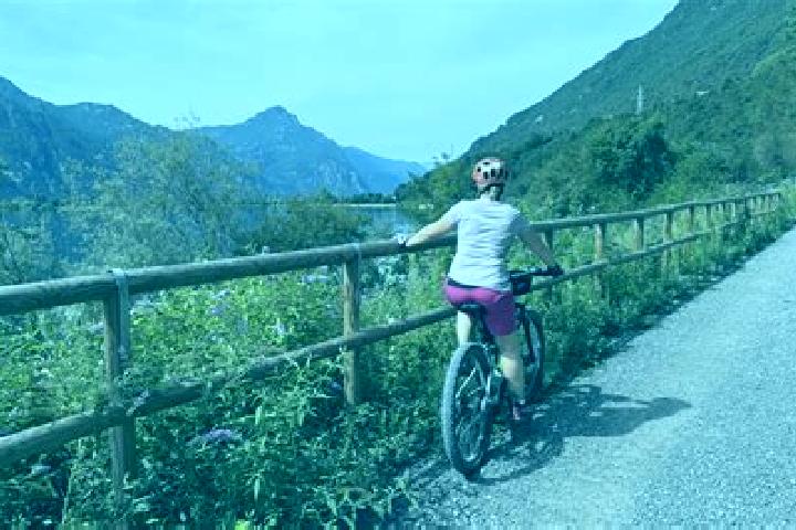 Hannah, 24 — Escort in Ponte Caffaro, Italy