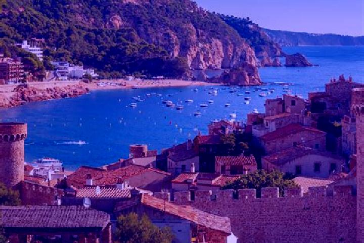 Hannah, 24 — Escort in Portazgo, Spain