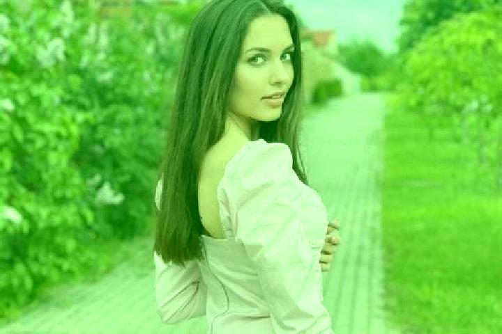 Hannah, 24 — Escort in Rechytsa, Belarus