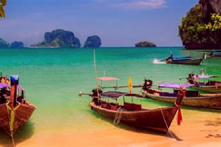 Hannah, 24 — Escort in Tha Mai, Thailand