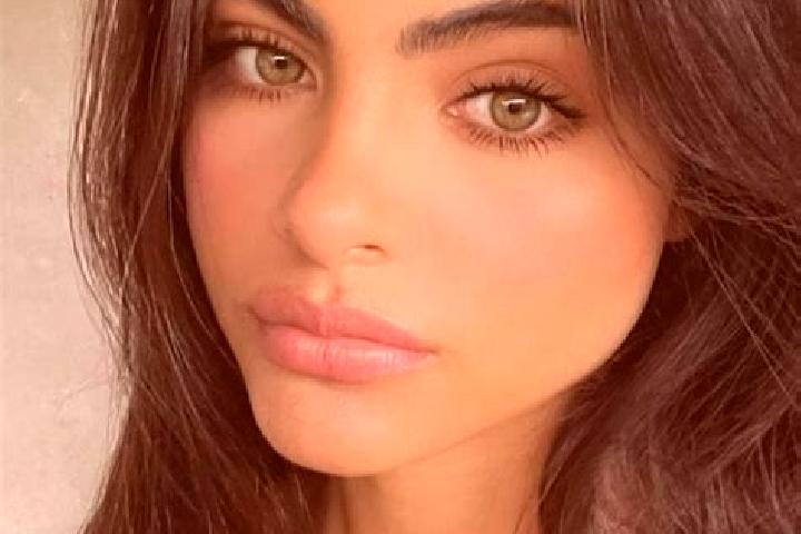 Hannah, 25, a brunette green-eyed european companion based in Tudian. Offering 69, Prostate Massage, Fetish, Overnight, Massage. Available for incall and out...