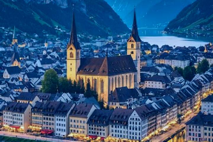 Hannah, 25 — Escort in Colombier, Switzerland