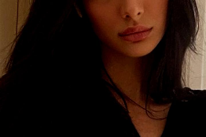 Hannah, 26, a auburn dark-eyed middle eastern companion based in Beijinglu. Offering Dinner Date, Deep French Kissing, Overnight, Party Girl. Available for i...