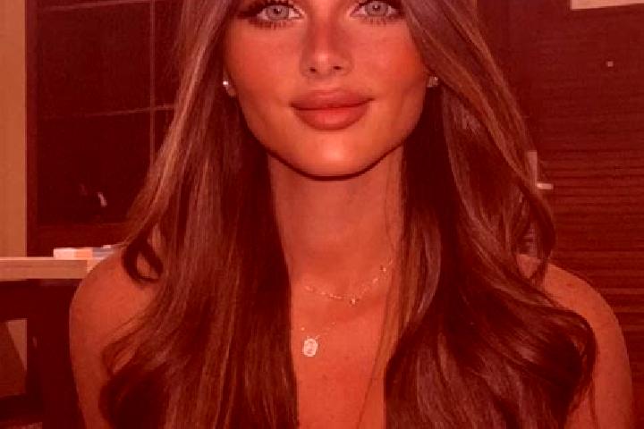 Hannah, 26, a brunette dark-eyed asian companion based in New Stevenston. Offering Couples, BDSM. Available for incall and outcall, day and evening dates.
