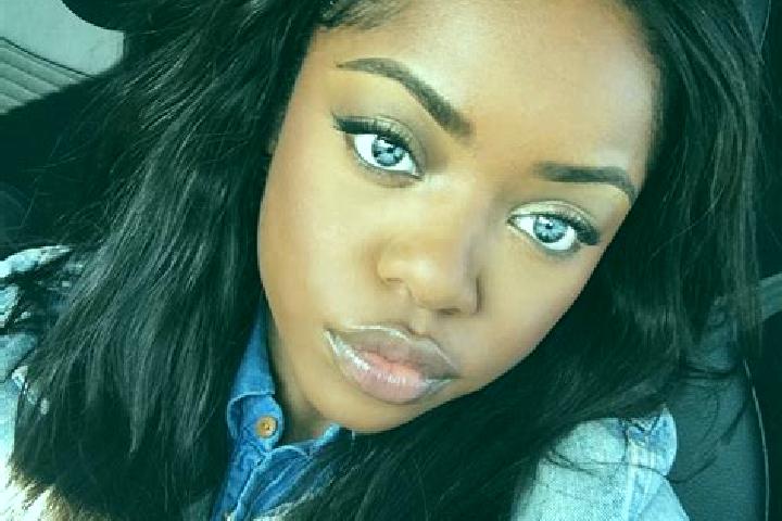 Hannah, 26, a chestnut blue-eyed ebony companion based in Tiorotierie. Offering CIM, A-Level, Domination, Striptease. Available for incall and outcall, day a...