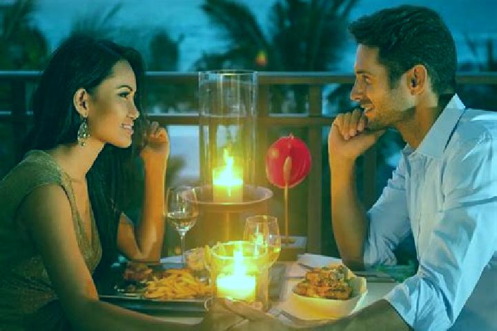 Hannah, 26, a chestnut brown-eyed mediterranean companion based in Wommersom. Offering Dinner Date, Couples, Deep French Kissing, Duos, Massage. Available fo...