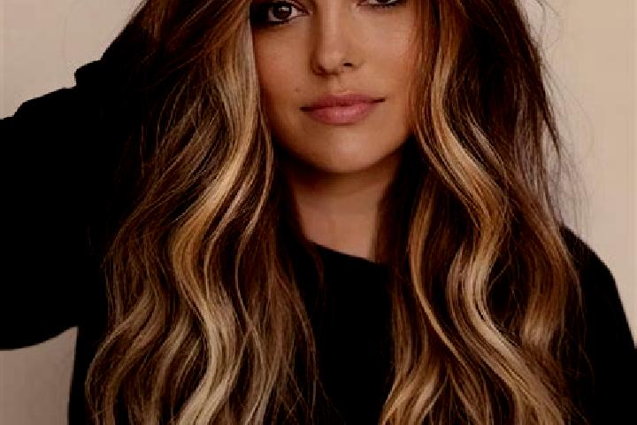Hannah, 26, a dark blonde brown-eyed caucasian companion based in Burleigh Heads. Offering 69, Overnight, Duos, Deep French Kissing, A-Level. Available for i...