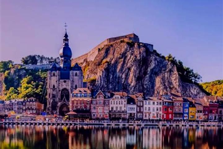 Hannah, 26 — Escort in Gelbressee, Belgium