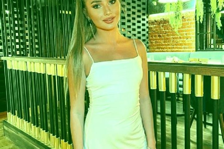 Hannah, 26 — Escort in Kartaly, Russia
