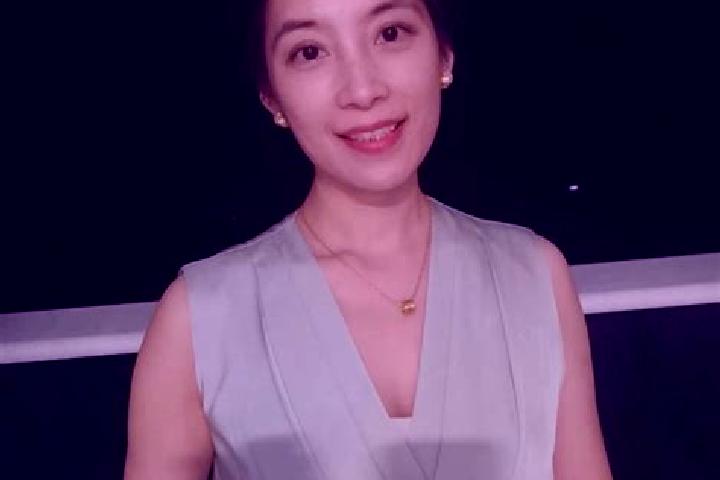 Hannah, 26 — Escort in Yanhong, China