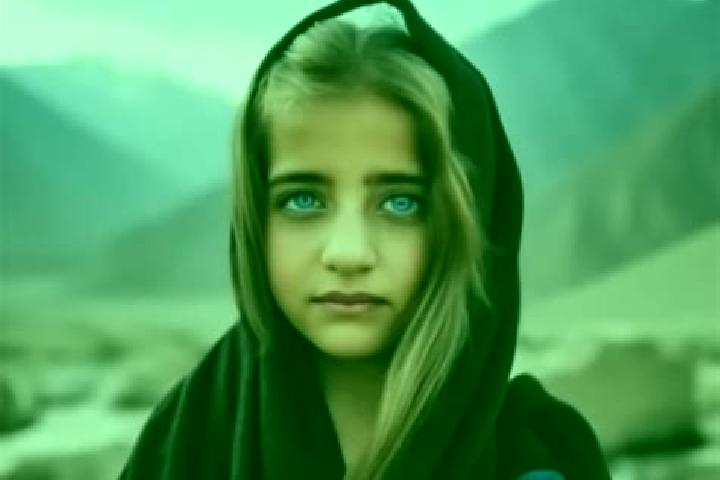 Hannah, 27, a auburn amber-eyed middle eastern companion based in Zaouiet Medien. Offering Overnight, CIM. Available for incall and outcall, overnight bookin...