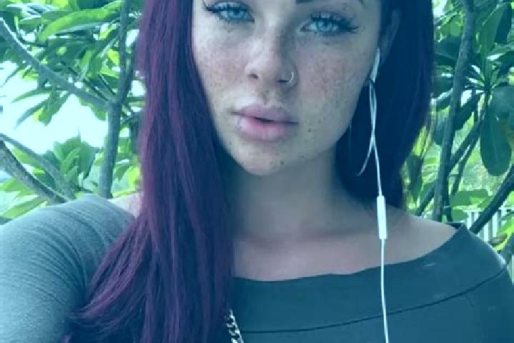 Hannah, 27, a auburn blue-eyed asian companion based in Campagnola Emilia. Offering Striptease, A-Level, Girlfriend Experience, Roleplay. Available for incal...