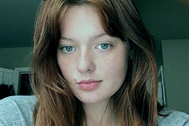 Hannah, 27, a auburn grey-eyed mediterranean companion based in Polje Krapinsko. Offering A-Level, Overnight. Available for incall and outcall, overnight boo...