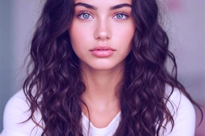 Hannah, 27, a auburn hazel-eyed mediterranean companion based in Loitz. Offering BDSM, Erotic Massage, Prostate Massage, Overnight. Available for incall and ...
